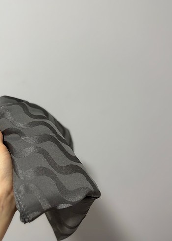 Gri klasik şal - Görsel 3