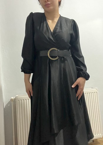 Siyah v yaka kemerli - Görsel 2