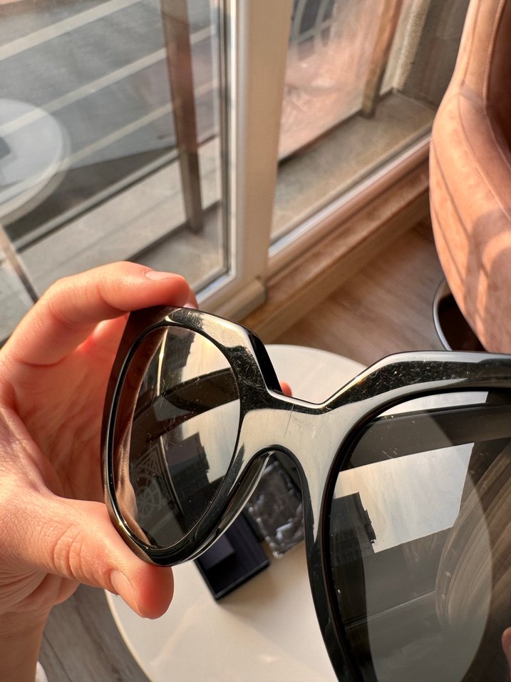 Prada Güneş Gözlüğü - Görsel 5