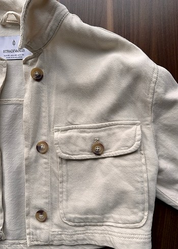 Stradivarius kısa ceket - Görsel 2