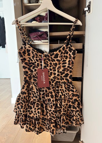 s Beden Sagaza Leopar Desenli elbise