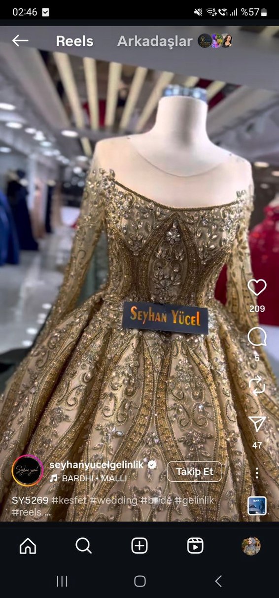 Uzun Kollu İşlemeli Altın Renk Kadın Abiye nişanlık kınalık - Görsel 3