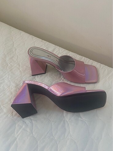 36 Beden pembe Renk Bershka pembe metalik terlik