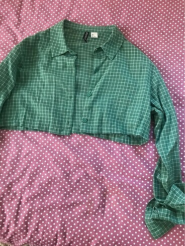 h&m crop gömlek