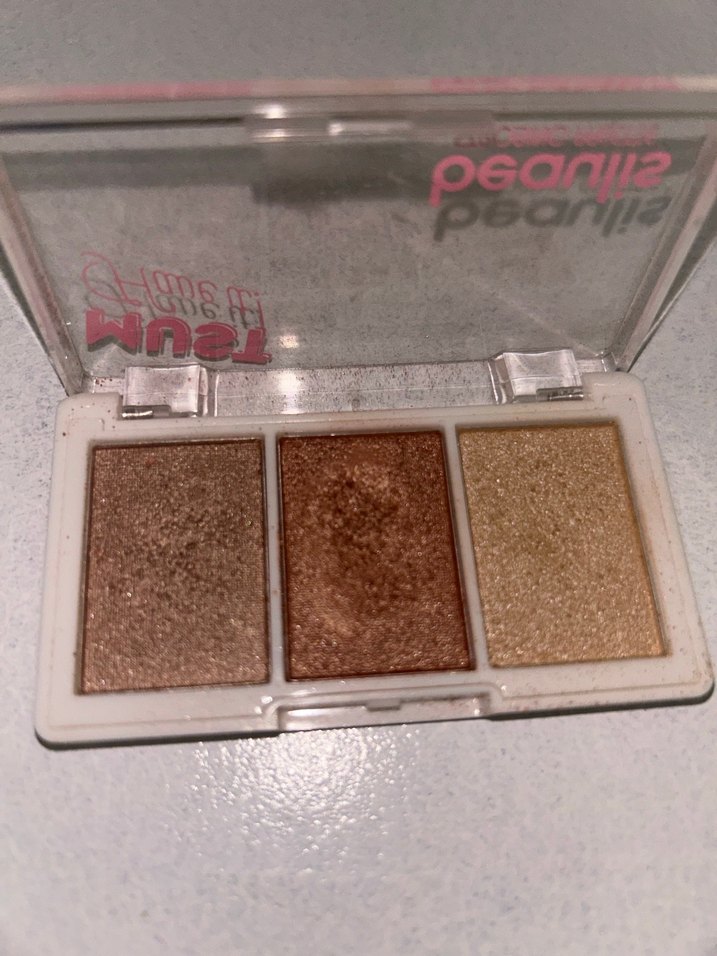 Bej Tonlarda Koyu Göz Farı Higlighter - Görsel 3