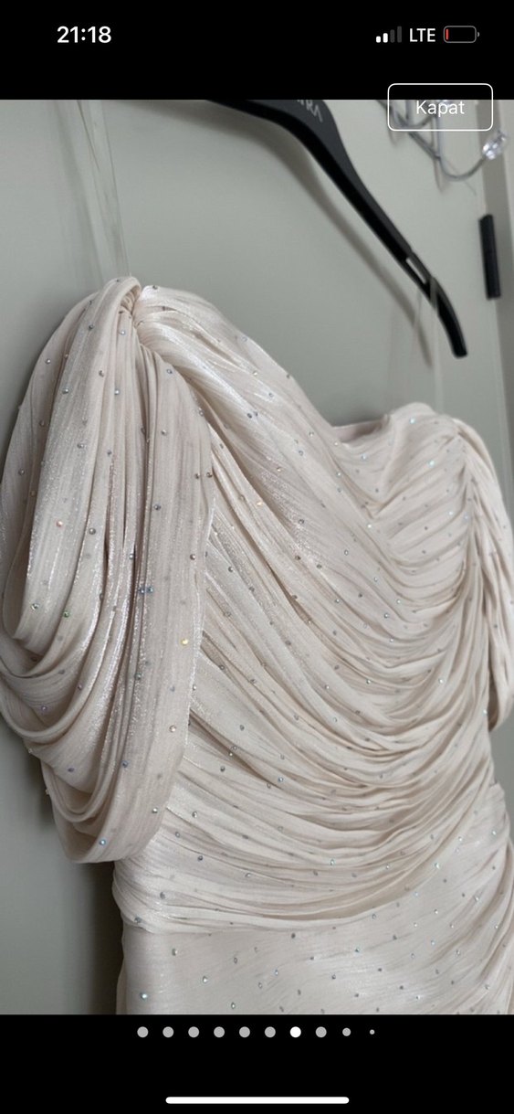 Straplez Beyaz Midi Düğün Elbisesi Yırtmaçlı - Görsel 2