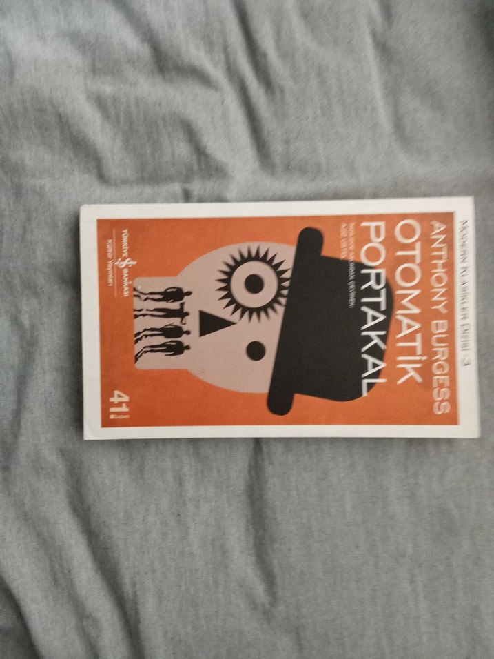 modern klasikler üç tane kitap - Görsel 3