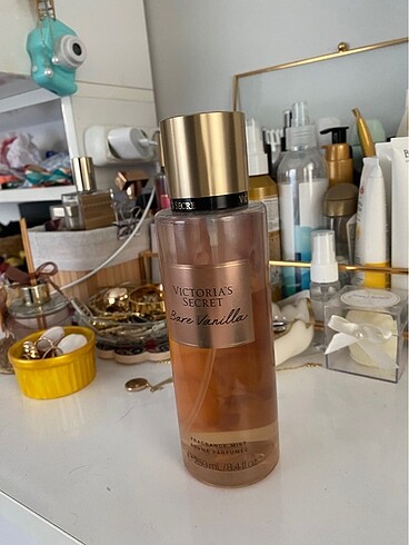 Victoria?s secret vücut spreyi