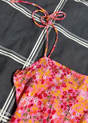 Pembe Çiçekli Askılı Midi Elbise - Görsel 2