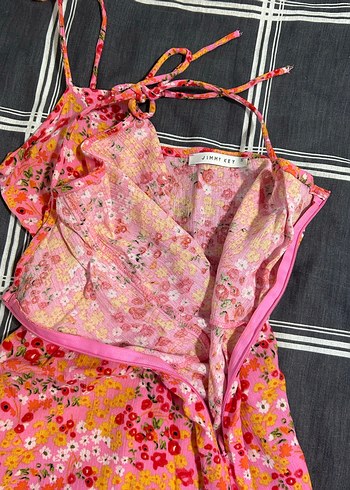 Pembe Çiçekli Askılı Midi Elbise - Görsel 3