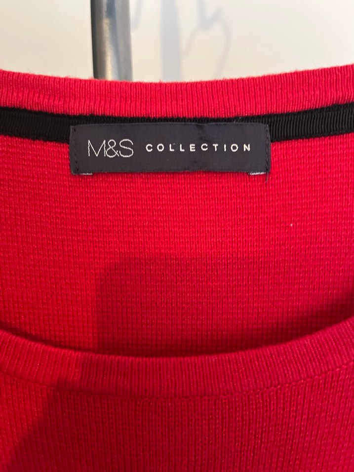 Kırmızı Düğmeli Rahat Kadın Kazak - Görsel 2