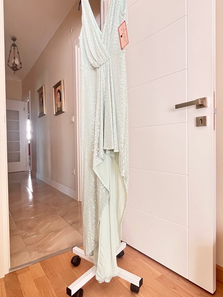 Bej V Yaka Drapeli Uzun Abiye Elbise - Görsel 2