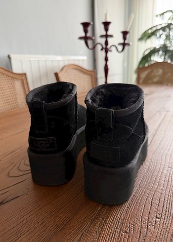 UGG Classic ultra mini platform bot - Görsel 3