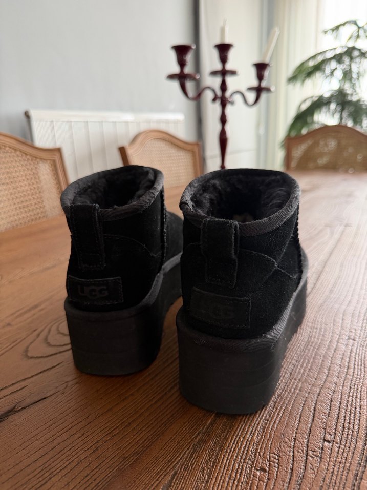UGG Classic ultra mini platform bot - Görsel 3