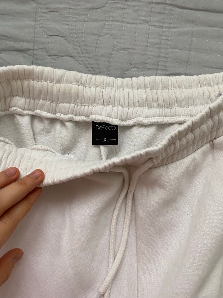 Beyaz Kadın Rahat Kesim Eşofman Altı - Görsel 2