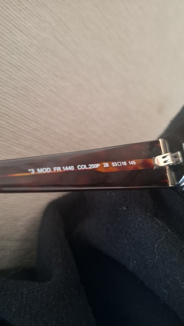 Şeffaf Bej Kadın Güneş Gözlüğü - Görsel 3