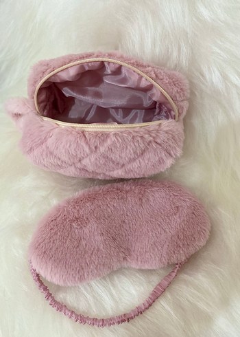 Pembe Tüylü Bohem makyaj çantası ve göz bandı - Görsel 2