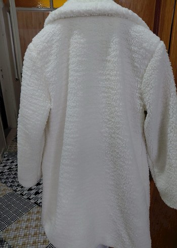 Beyaz Peluş Midi Kadın Kaban - Görsel 2
