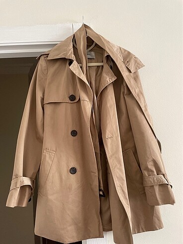 s Beden Stradivarius trench