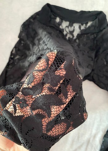 Dantel Detaylı Uzun Kollu Siyah Gotik Bluz - Görsel 2