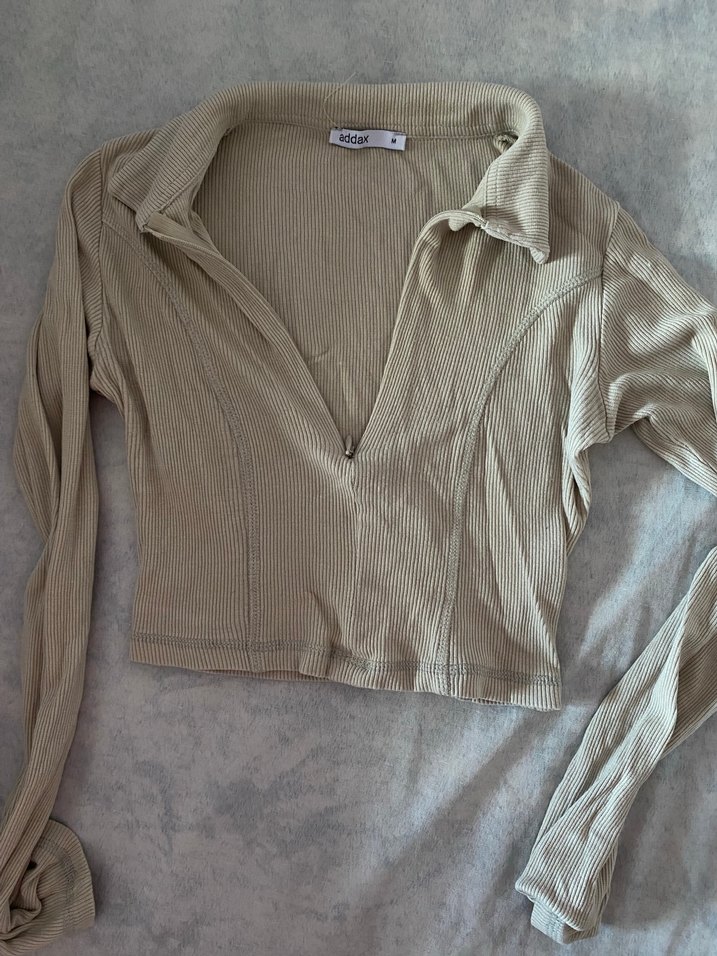 Bej V Yaka Uzun Kollu Kadın Triko - Görsel 2