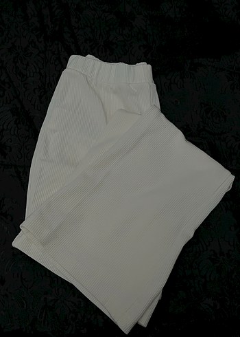 Beyaz Kumaş Pantolon - Görsel 3