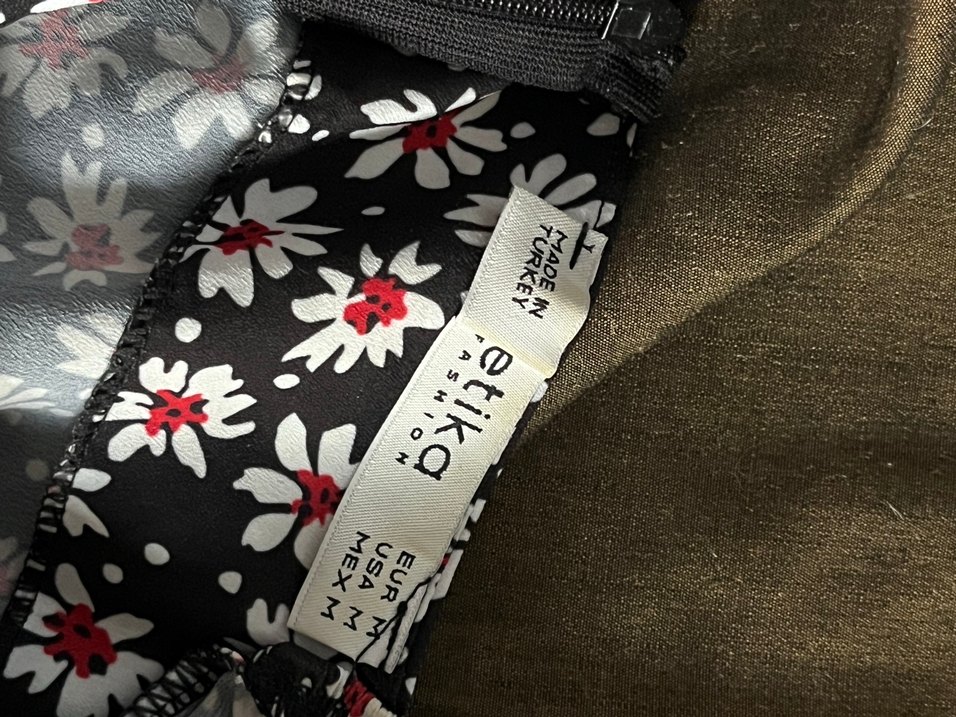 Çiçek Desenli Kısa Strappy Elbise - Görsel 2