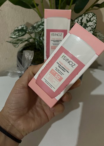 ISINOZ  ton eşitleyici nemlendirici Güneş Koruyucu SPF 50 Kadı - Görsel 3