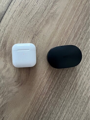 AirPods kulaklık