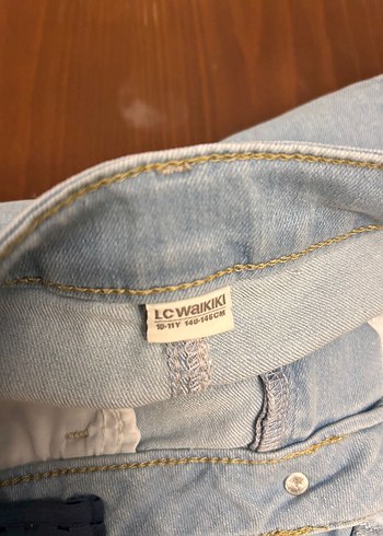 LCW 10-11 Yaş Kız Çocuk Kot Şort - Görsel 4