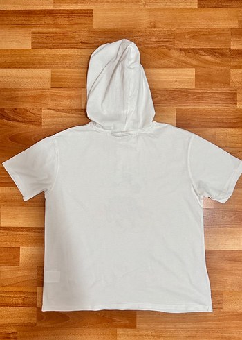 LCW Kız Çocuk Mickey Mouse Baskılı Kapüşonlu Beyaz Tişört - Görsel 2