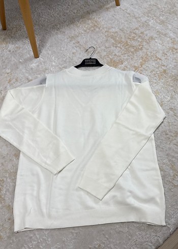 Kadın Beyaz V Yaka Pamuklu Uzun Kollu Kazak - Görsel 3