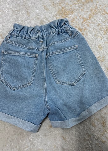 Kadın Mavi Kemerli Loose Fit Mini Denim Şort - Görsel 2
