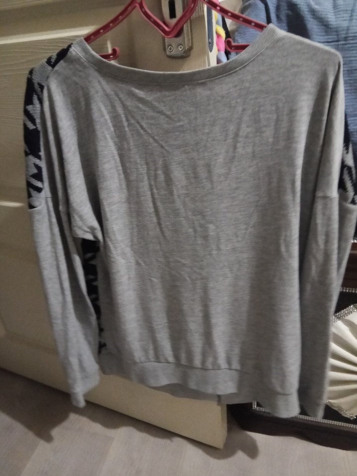 Gri Uzun Kollu Kadın Triko Kazak - Görsel 2