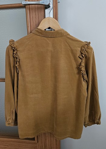 Düğmeli Bej Süet Kadın Gömlek - Görsel 3