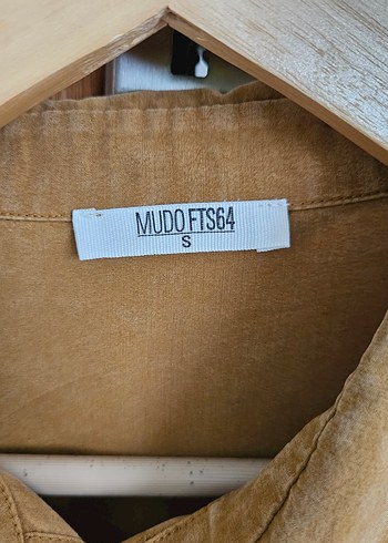 Düğmeli Bej Süet Kadın Gömlek - Görsel 4