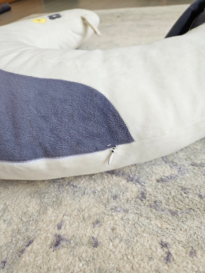 Gri Nakışlı Emzirme ve tumy time bebek yastığı - Görsel 5