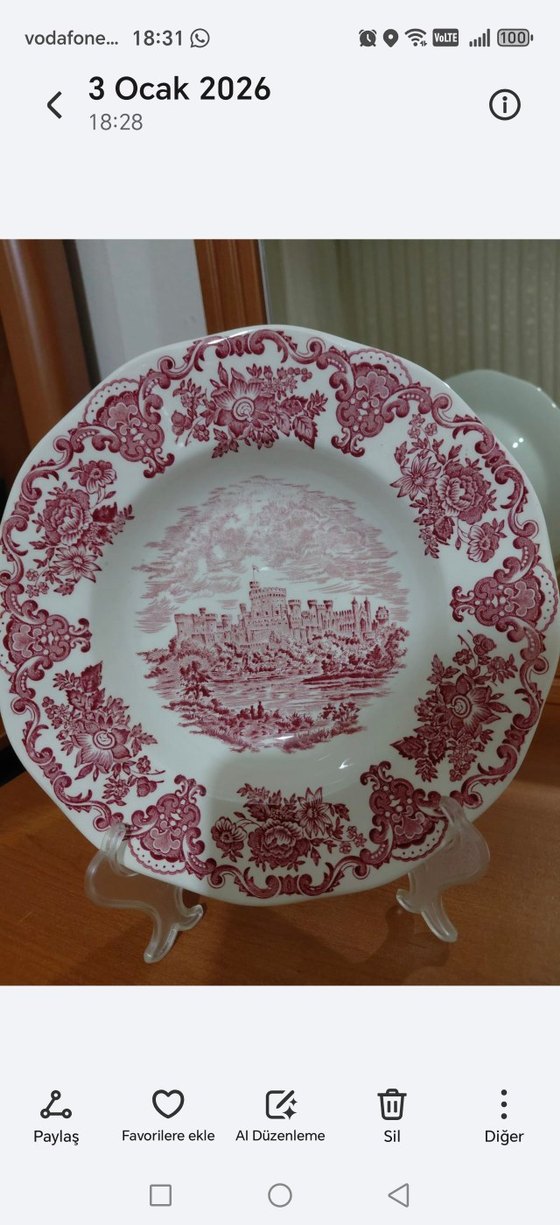 Beyaz Pastel Desenli Geleneksel Tabak - Görsel 3