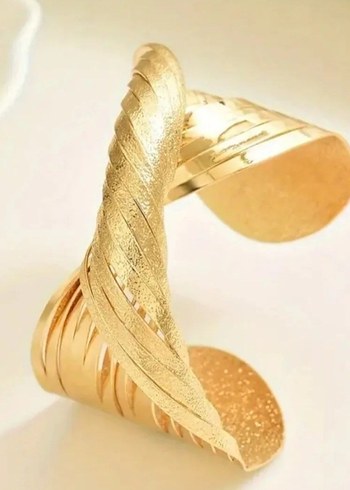 Altın Rengi Yılan Desenli Tokalı Bilezik - Görsel 2