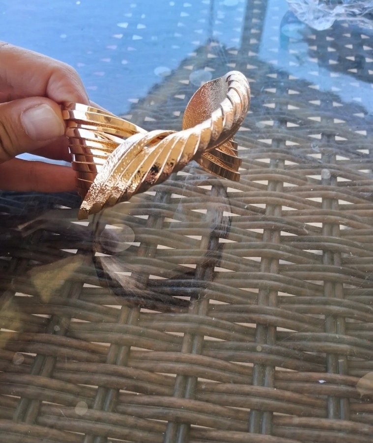 Altın Rengi Yılan Desenli Tokalı Bilezik - Görsel 3