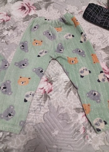 Çocuklar için Baskılı Polar Pijama Takımı - Görsel 2