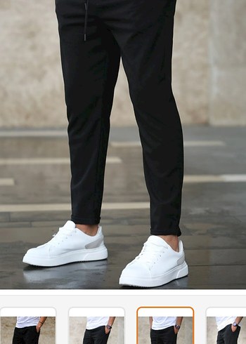 Madeleine Thompson 42