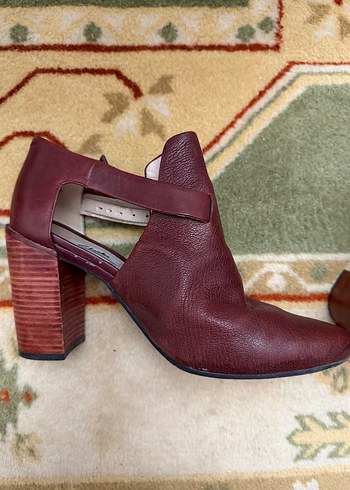 Clarks Bordo Gercek Deri Topuklu Kadin Bot