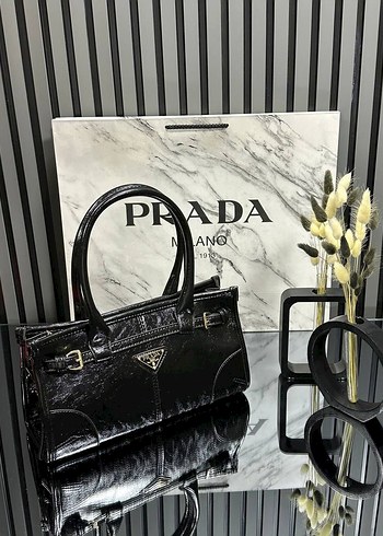 Parlak Kırmızı Deri Kadın Çanta - Görsel 2