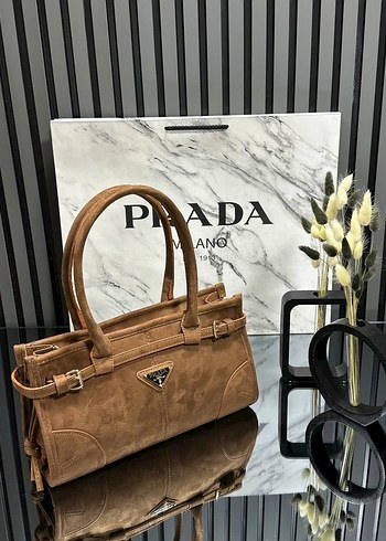 Parlak Kırmızı Deri Kadın Çanta - Görsel 4