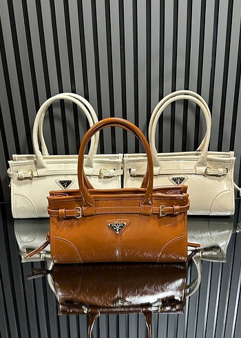 Parlak Kırmızı Deri Kadın Çanta - Görsel 9