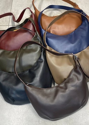 Siyah Deri Kemer Detaylı Minimalist Kadın Çanta - Görsel 7