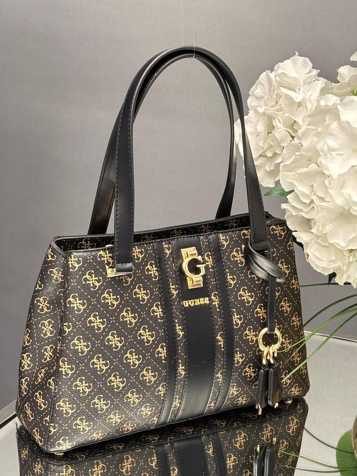 Siyah Deri Tokalı Kadın Çanta - Görsel 5