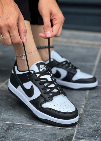 Siyah Beyaz Bağcıklı Kadın Spor Ayakkabı - Görsel 3