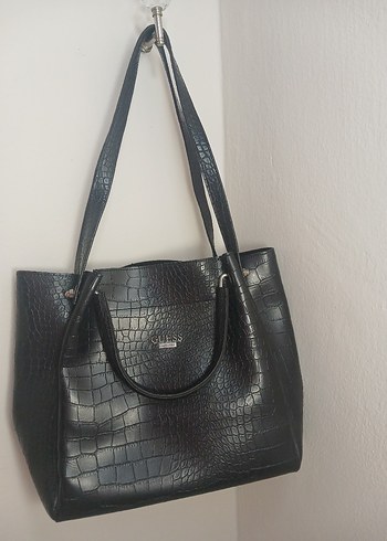 Siyah Parlak Yılan Derisi Desenli Kadın Deri Çanta - Görsel 2
